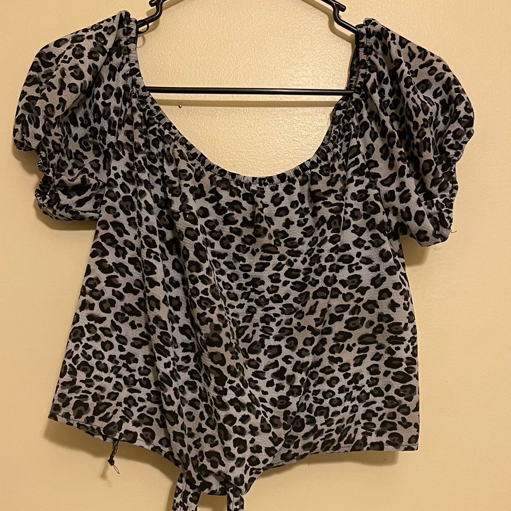 Crop top
